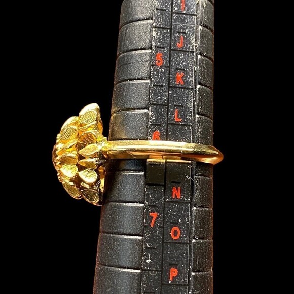 Vtg 1974 Avon Ring Sunflower Faux Brown Topaz Goldtone Sun Flower w Box Medium - Picture 5 of 8